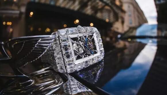 The model embodies the high level of watchmaking and gemstones setting craftsmanship of Jacob & Co.