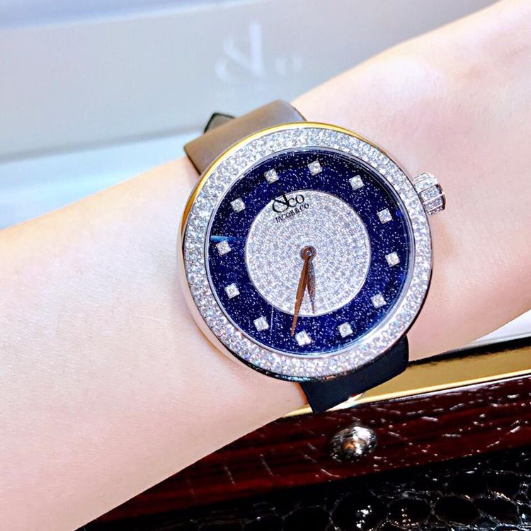 Recommending Two Luxury 38 MM Jacob & Co. Brilliant Replica Watches For Women
