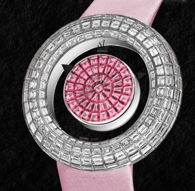 Swiss fake watches are reliable with quartz movements.