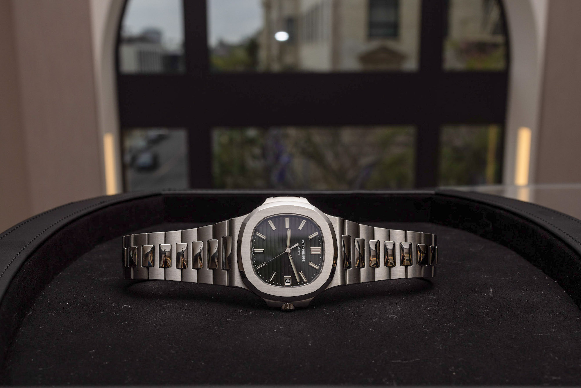 Hands On: AAA Quality Replica Patek Philippe Nautilus 5711 Green Dial Watch