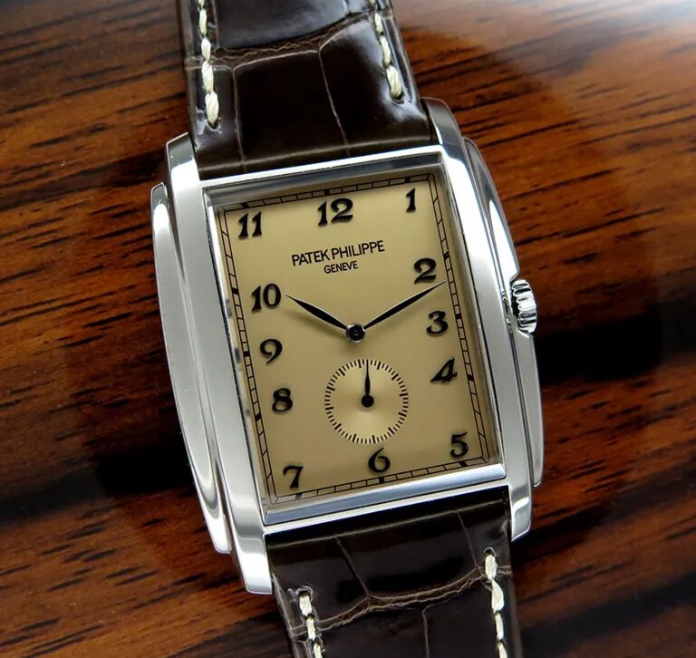A Wide Selection Of New And Old UK Top Quality Replica Watches